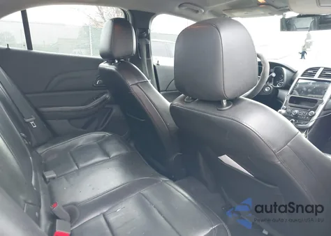 2015 Chevrolet Malibu 1Lz z USA, uszkodzony, nr VIN 1G11F5SL8FF210772